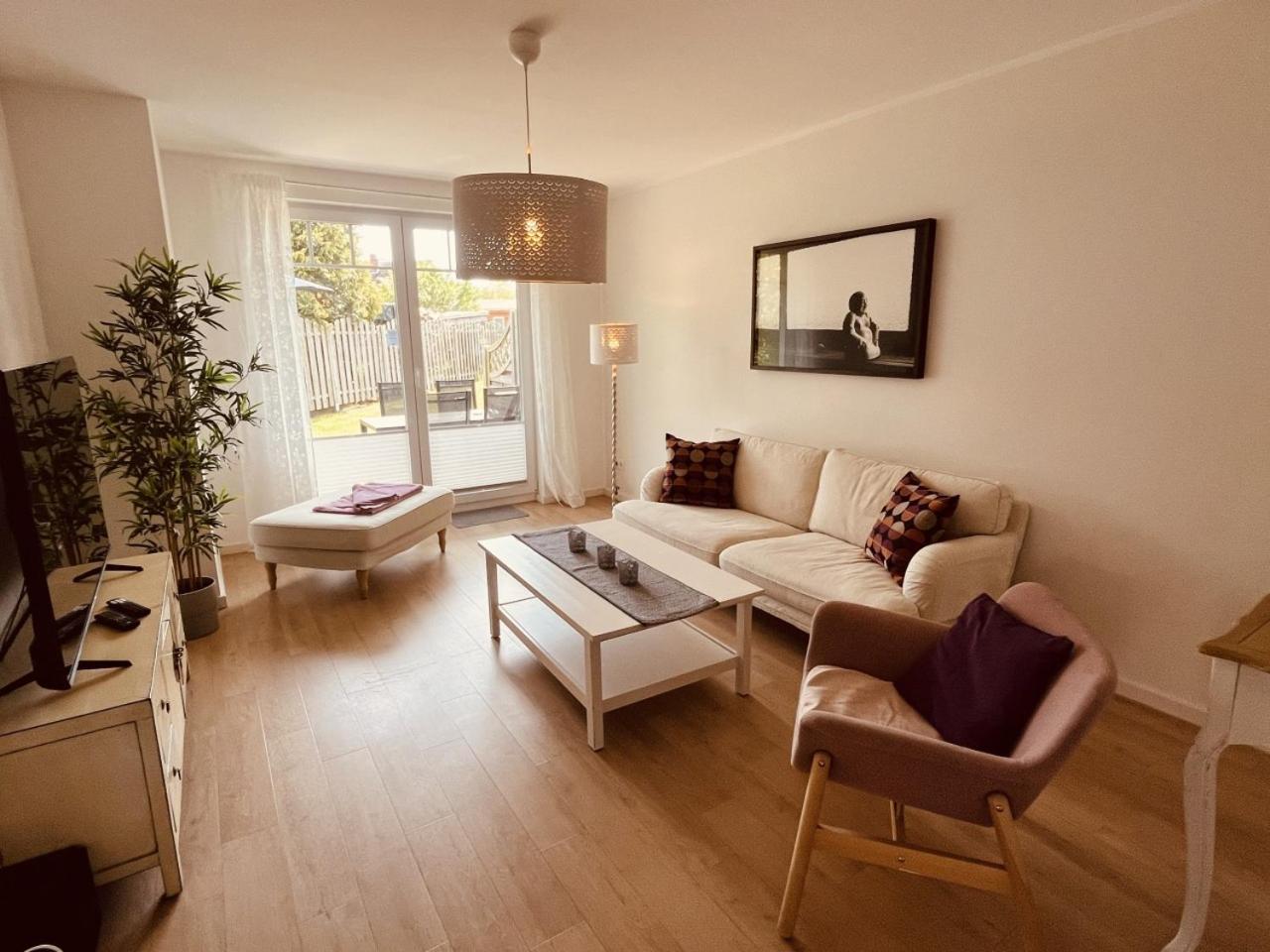 Ferienwohnung Art In Born Esterno foto
